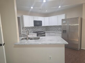 1907 Summerfield Place, Sugar Land, TX 77478