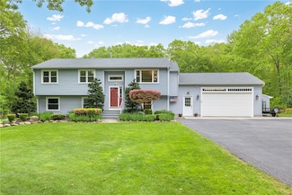 101 Huckleberry Rd, North Kingstown, RI 02852