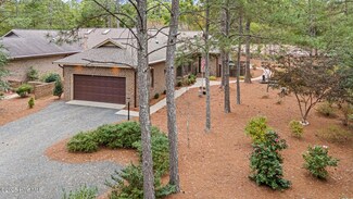 190 Midland Dr, Pinehurst, NC 28374