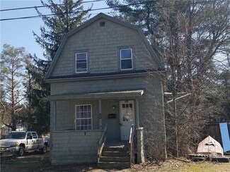 30 E Hanover St, Wellsville, NY 14895