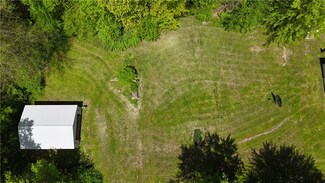 1568 Lakeview Rd, Jamestown, PA 16134