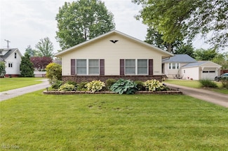 20683 Belvidere Ave, Cleveland, OH 44126