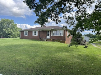 5215 Scottsville Rd, Franklin, KY 42134