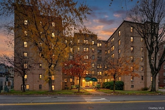 475 Bronx River Rd Unit 2D, Yonkers, NY 10704