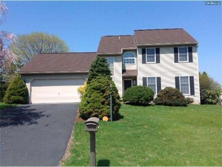 803 Suellen Dr, Reading, PA 19605
