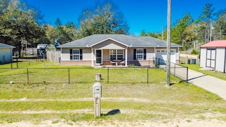 103 Valley View Dr, Defuniak Springs, FL 32433