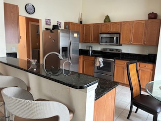 602 SW Kenyoun St, Port Saint Lucie, FL 34983