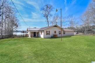 141 Swallow Ln, Shelby, AL 35143