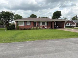 907 9th Ave N, Amory, MS 38821