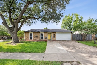 4218 Crestwood Dr, Garland, TX 75043