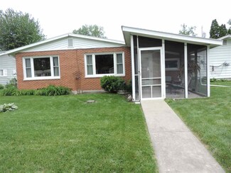 53 Ems B8 Ln, Pierceton, IN 46562
