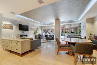 237 E 34th St Unit 504, New York, NY 10016