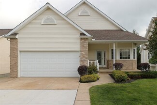 6595 Meadowland Cir Unit 8, Erie, PA 16509