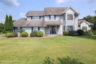 240 Terrace Dr, Saylorsburg, PA 18353
