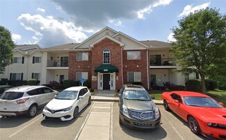 900 Hidden Ridge Ct Unit 302, South Park, PA 15129