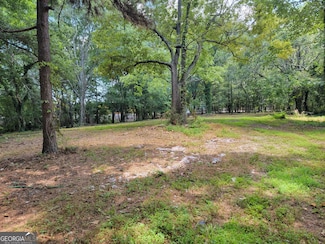 947 Sheppard Rd, Stone Mountain, GA 30083