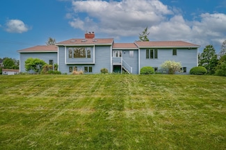 21 Nourse St, Westborough, MA 01581