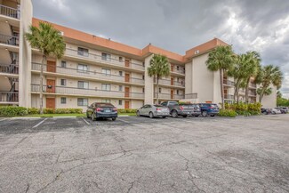 5981 Via Vermilya Unit 201, Lake Worth, FL 33462