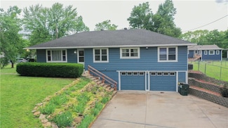 501 N Franklin St, Spring Hill, KS 66083