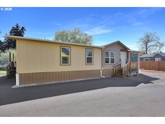 108 River Loop 1, Eugene, OR 97404