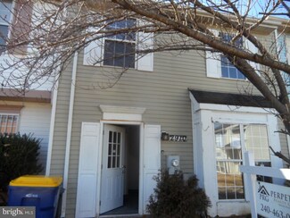 2910 White Oak Ln, Glenarden, MD 20706