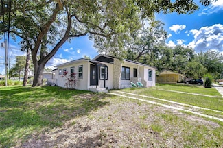5325 8th Ave S, Gulfport, FL 33707