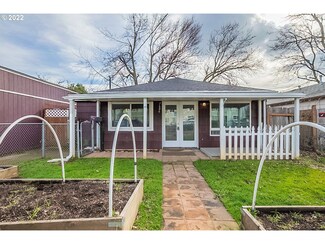 7606 SE Steele St, Portland, OR 97206
