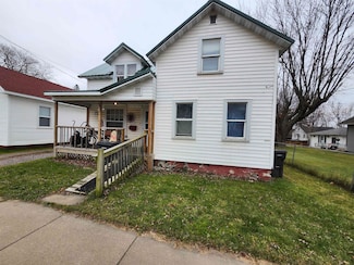 404 W Arnold St, Marshfield, WI 54449