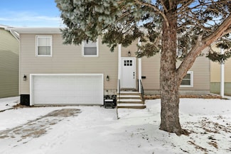 6813 Nebraska Ave, Hammond, IN 46323