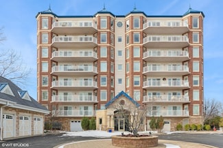 200 Lake St Unit 3B, Saint Joseph, MI 49085