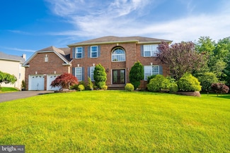 14 Stanley Dr, Monroe Township, NJ 08831