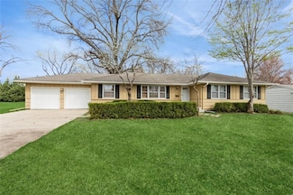 4030 W 97th St, Overland Park, KS 66207