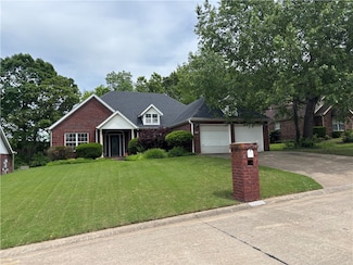5095 Saxon St, Springdale, AR 72764