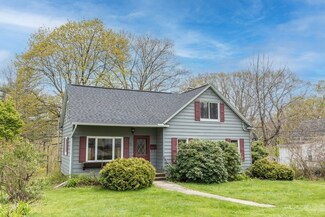 33 Maravista Rd, Worcester, MA 01606