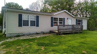 401 Snidow St, Pembroke, VA 24136