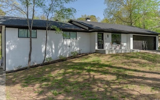 120 Halteria St, Hot Springs National Park, AR 71913