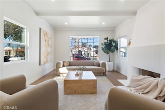 3924 Dublin Ave, Los Angeles, CA 90008