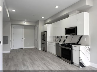 187 Culver Ave Unit 307, Jersey City, NJ 07305