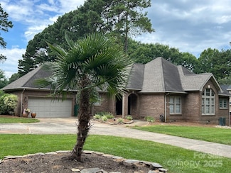7984 Ravenwood Ln, Stanley, NC 28164