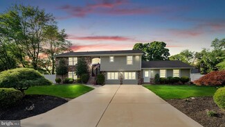 11 Marc Ln, Wrightstown, NJ 08562