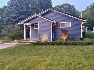 119 Desoto Ave and 206 Joliet Ave, Houghton Lake, MI 48629