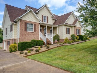 75 Farmstead Ln, Jonesborough, TN 37659