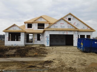 233 Candleberry Ln, Grafton, WI 53024