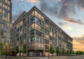 2 Shore Ln Unit 604, Jersey City, NJ 07310