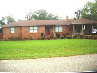 3340 Langston St, Dalzell, SC 29040