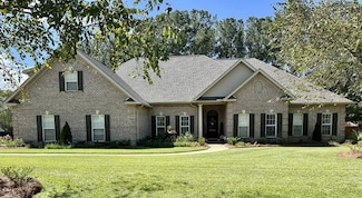 100 Haddington Park Ln, Dothan, AL 36305