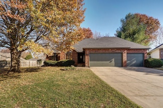 1331 W Evans St, Springfield, MO 65810