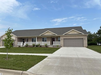 1723 Trenton Dr, Mount Pleasant, MI 48858