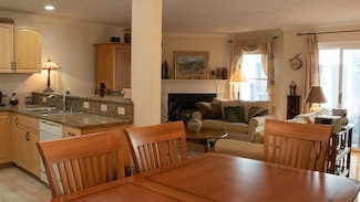 201 Main St Unit 32, Woburn, MA 01801