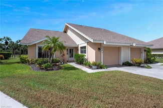 1384 Park Lake Dr Unit 22-L, Naples, FL 34110